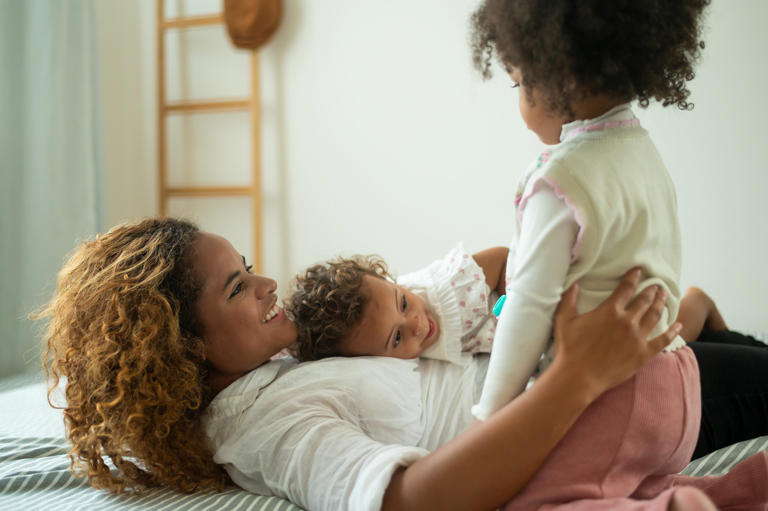 Maternidad sin filtros: por qué ser perfecta no te hace mejor mamá